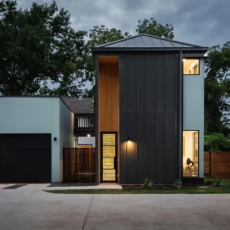 East Austin Modern Bungalow
